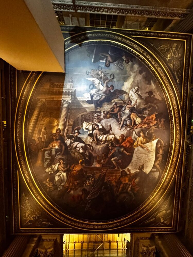 The 210 sqm replica banner of the painting photographed from below.